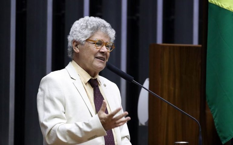 Comissão aprova proposta que prevê reserva de vagas para indígenas em concursos