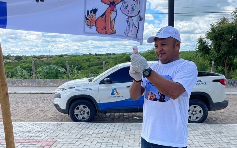 Secretaria de Saúde de Major Izidoro promove campanha de vacinação para cães e gatos