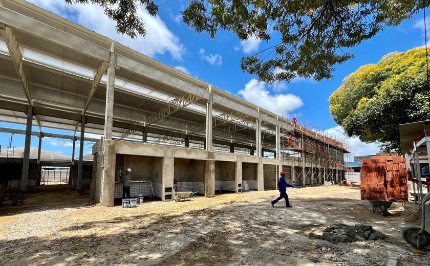 Obras do novo Mercado Público do Benedito Bentes entram na reta final