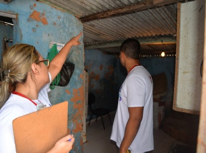 Estado inicia levantamento para melhorias habitacionais na Grota da Macaxeira