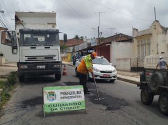 Ação de manutenção de vias foi intensa em 2016