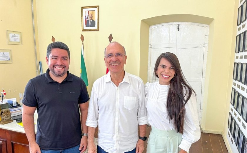 Prefeito Ronaldo Lopes nomeia nova Secretária Municipal da Mulher