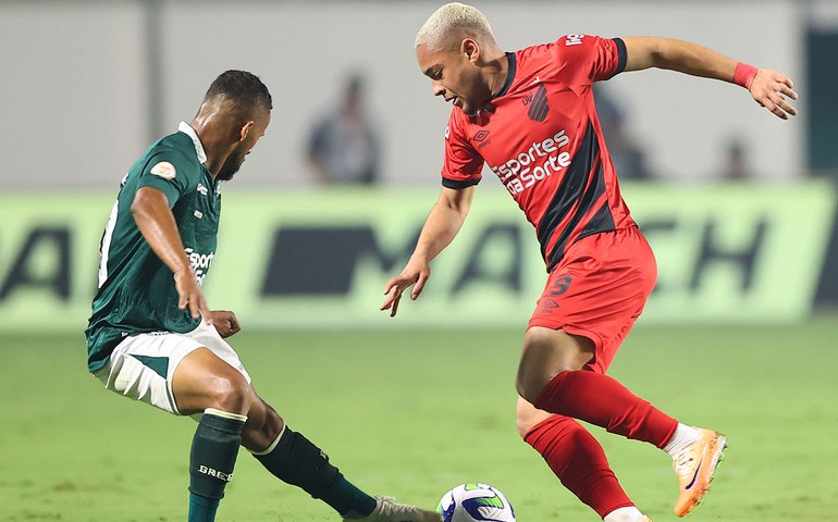 Vitor Roque marca, mas Athletico-PR cede empate ao Goiás e fica em 6º no Brasileirão