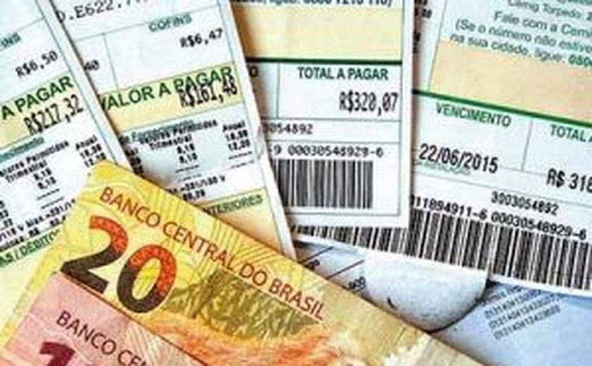 63% dos consumidores possuem três ou mais contas em atraso com dívidas a partir dos R$ 3 mil