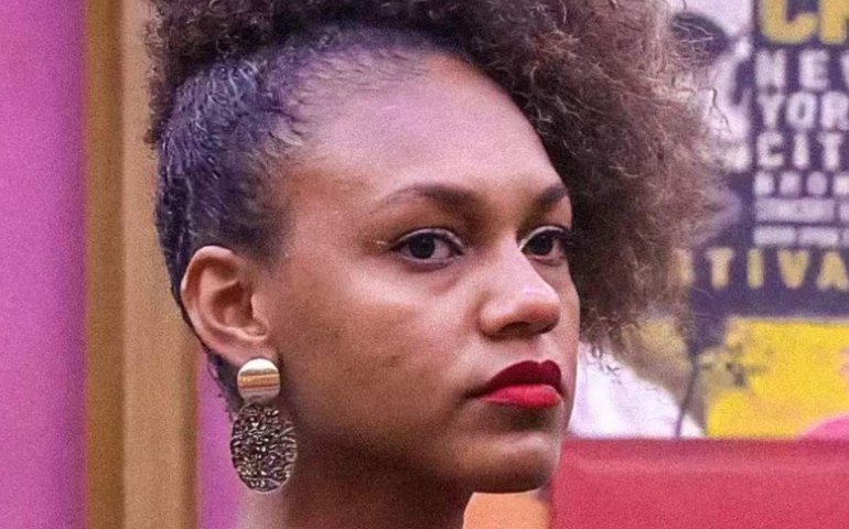 Jessi, ex-BBB, denuncia ataques de haters e racismo nas redes sociais