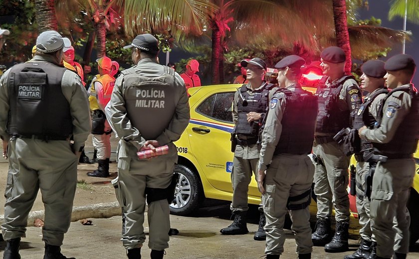 Na Base do Sossego apreende oito equipamentos sonoros e realiza ações no Marco do Corais