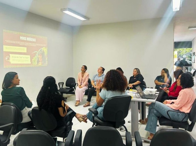 Casa da Mulher Alagoana promove formação continuada sobre raça, gênero e sistema de justiça