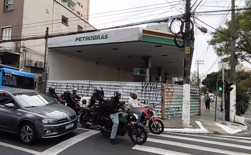 Posto de combustível em São Paulo é ligado a esquema de adulteração operado pelo PCC