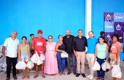 Prefeitura de Belém distribui 5 toneladas de alimentos pelo PAA e beneficia 400 famílias do município