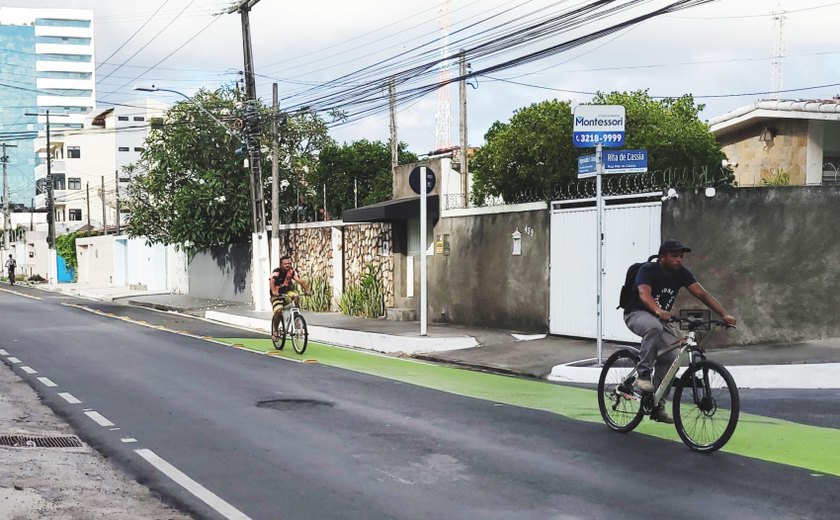 Gruta e Serraria ganham faixa compartilhada para ciclistas e cadeirantes