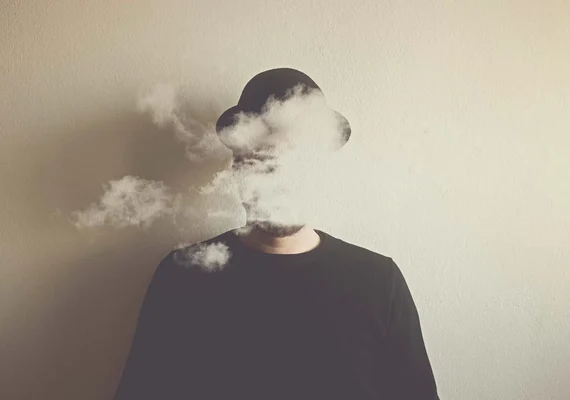 Covid longa: acúmulo de coágulos sanguíneos é ligado a névoa cerebral