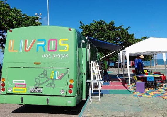 Projeto “Livros nas Praças” chega ao Jacintinho em Maceió