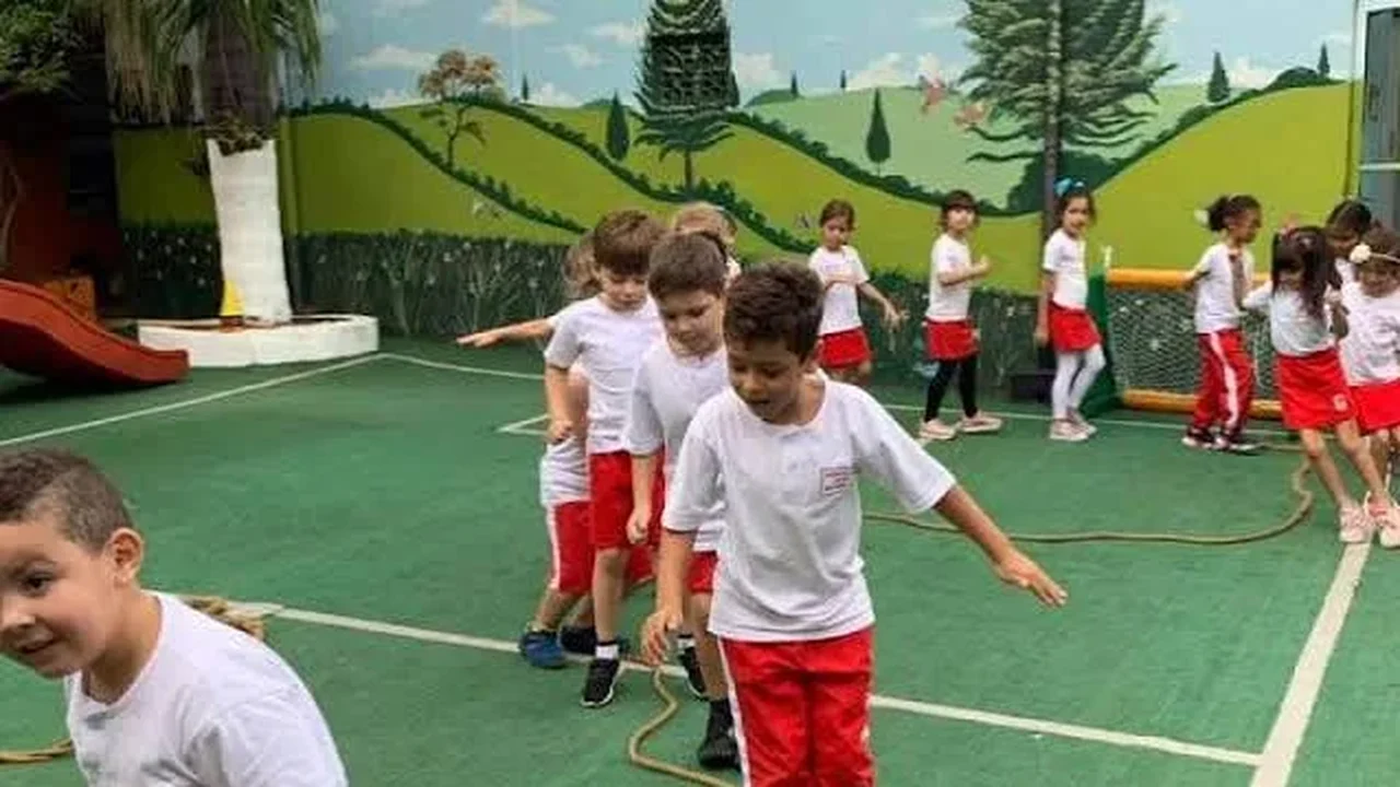 Montessori, construtivista ou tradicional? Conheça as metodologias de creches e pré-escolas no Rio e São Paulo