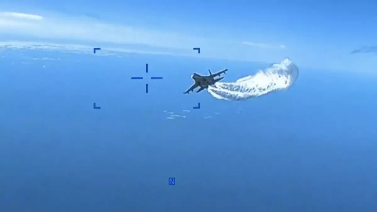 Caça russo ataca e danifica drone americano na Síria; vídeo