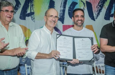 Paulo Dantas amplia obras de pavimentação e drenagem de ruas em Penedo