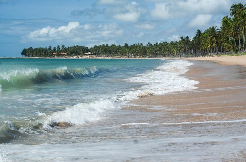 Maceió sobe duas posições e assume a liderança entre os destinos mais comercializados pelas operadoras de turismo