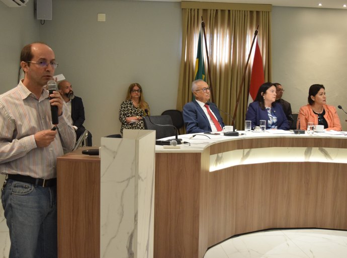 Parlamento da ALE debate prevenção a enchentes em Alagoas