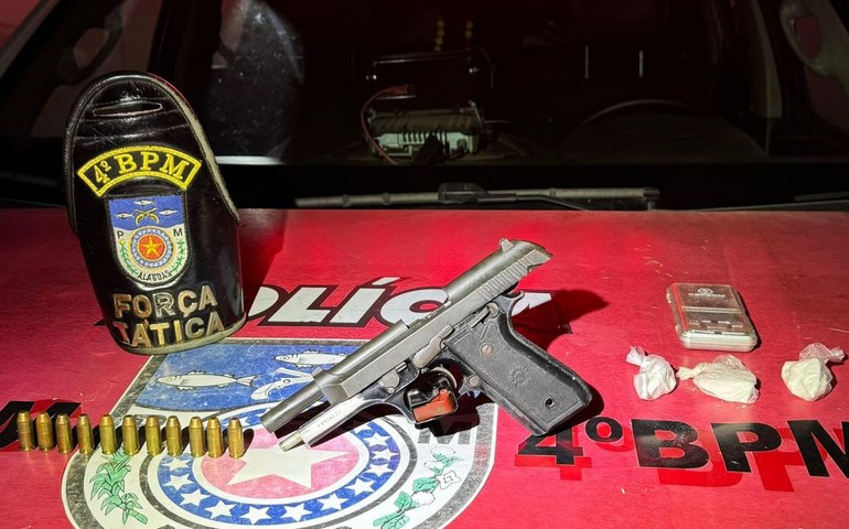PM apreende arma, simulacro e drogas durante ações em Maceió e Interior