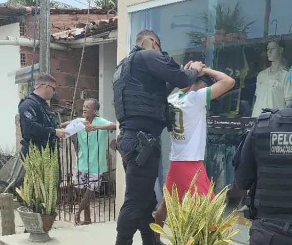 Operação no Litoral Norte prende foragido por homicídio e termina com suspeito morto