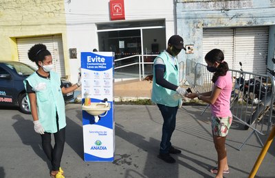 Prefeitura de Anadia intensifica medidas preventivas no acesso à feira livre