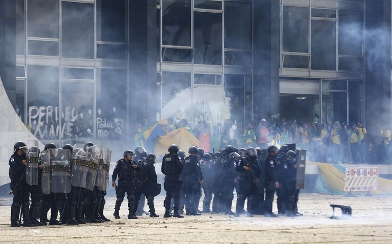 Supremo chega a 1,4 mil condenados pelos atos golpistas