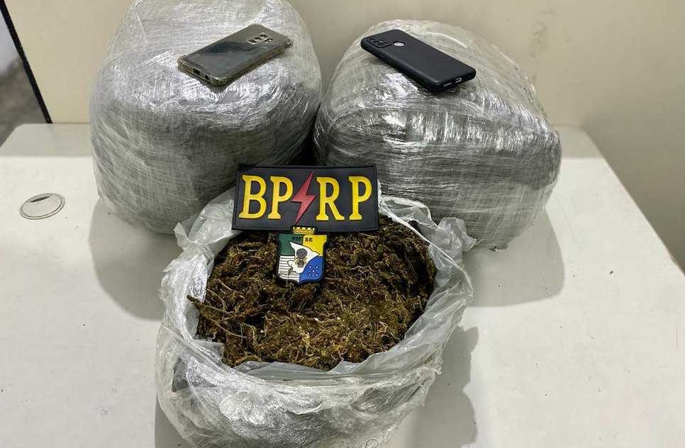 Homem é preso por armazenar mais de 12 kg de maconha dentro de casa na Grande Aracaju