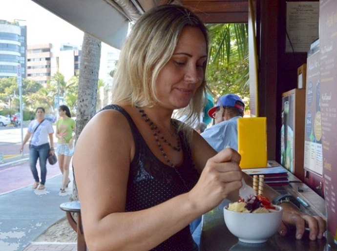 Nutricionista explica os benefícios do açaí e as melhores forma de consumo