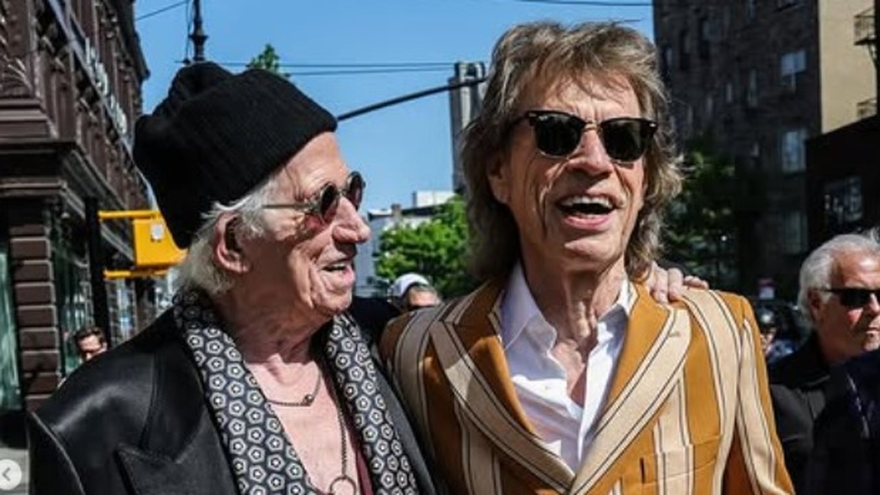 Keith Richards fala sobre conexão com Mick Jagger: 'Compusemos a mesma música sem saber'