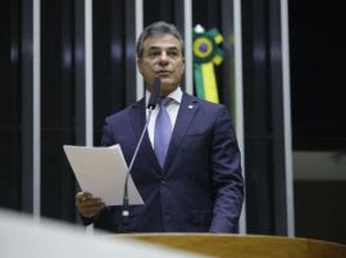 Beto Richa quer impedir agressor de administrar bens de vítima de violência