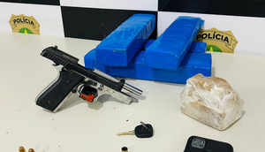 Motorista armado morre e drogas são apreendidas dentro do carro durante operação na Grande Aracaju / Foto: Foto: Polícia Civil/SE