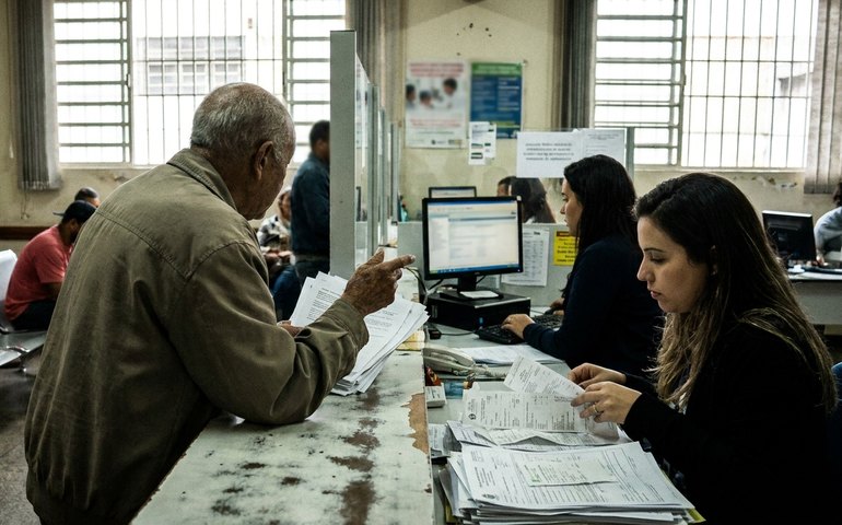 Passou do limite de renda para pedir o BPC/Loas? Veja como descontar gastos com saúde no INSS
