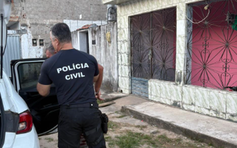 Polícia Civil prende homem que abusava e estuprava da enteada desde os 8 anos de idade