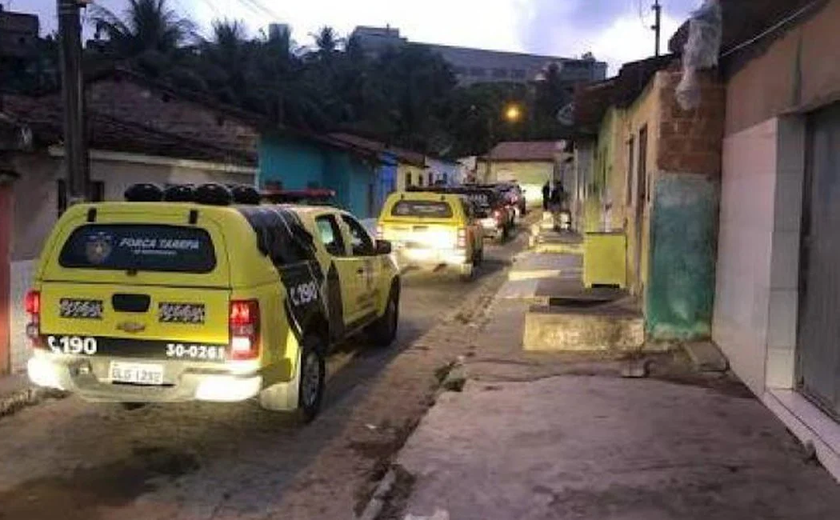 Crime impõe luto em comunidade de Arapiraca