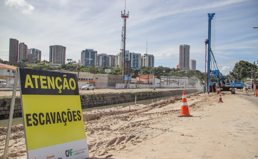 Obras de infraestrutura avançam em vários bairros da capital