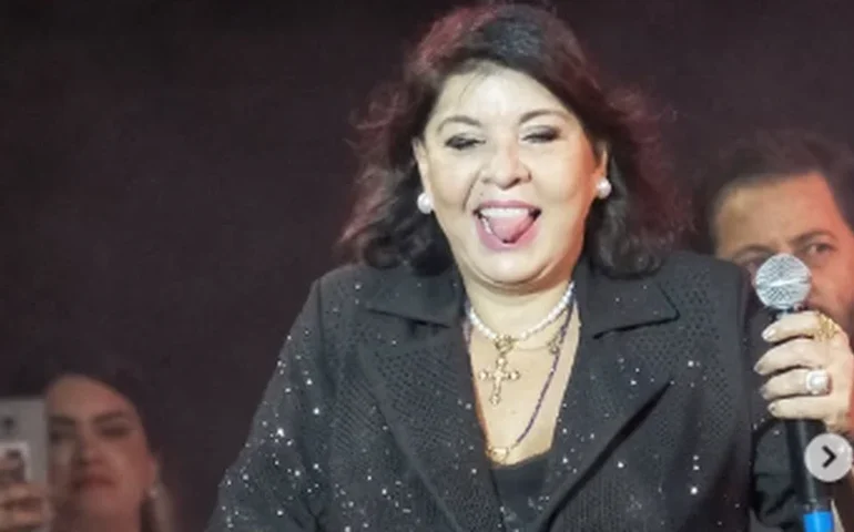 Roberta Miranda revela que ela e o pai se apaixonaram por mesma mulher