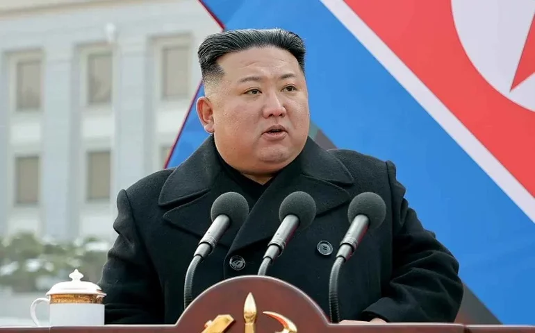 Na Coreia do Norte, Kim ordena reforço na prontidão de guerra para repelir movimentos dos EUA