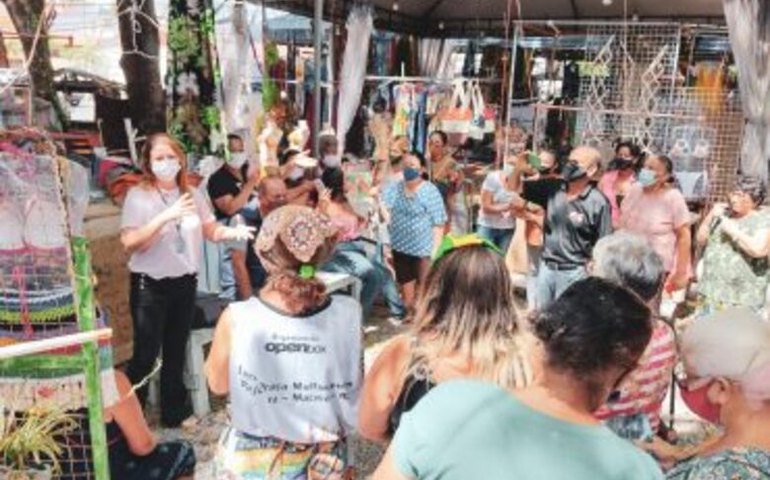Prefeitura reúne comerciantes para apresentar projeto de reforma da Praça Lions