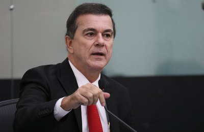 Ronaldo Medeiros critica Braskem após receber intimação judicial por conta de protesto contra a mineradora