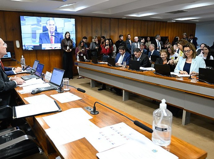 CAE do Senado confirma audiência com Galípolo na terça-feira, dia 19