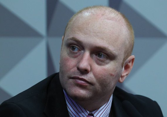 Moraes mantém prisão de Delgatti, condenado por invasão ao CNJ