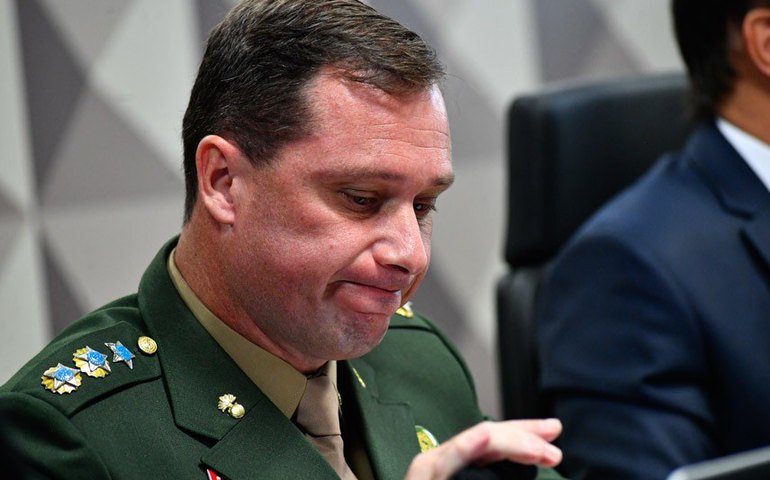 CPMI aciona Justiça por silêncio abusivo de Mauro Cid