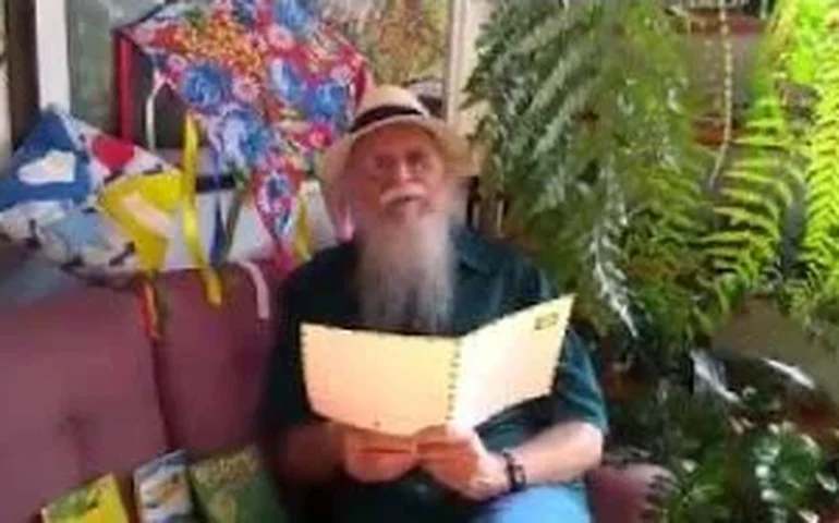 Moradores relatam susto com vazamento de água em Botafogo: 'Parecia uma batida de carro'