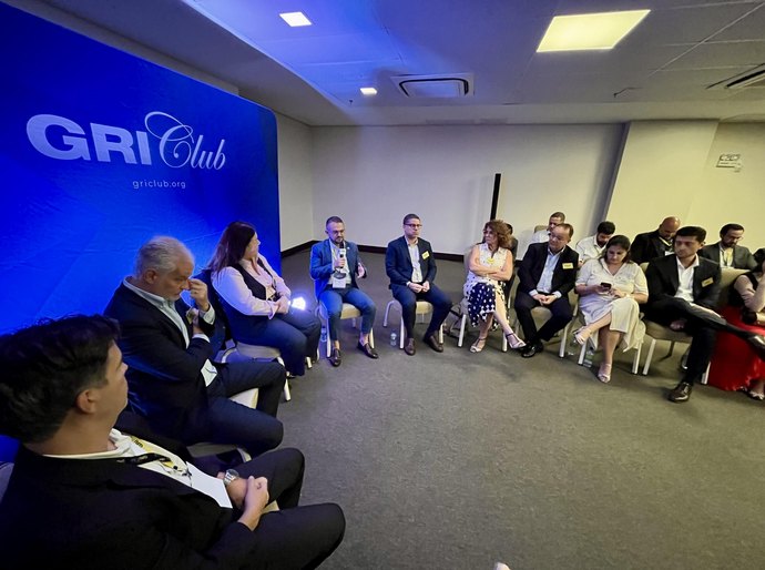 Evento reúne trabalhadores filiados a sete sindicatos para discutir nova proposta de reajuste salarial da Prefeitura de Maceió