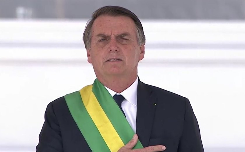 Bolsonaro: &#8216;Desculpem as caneladas, não nasci para ser presidente, e sim militar&#8217;