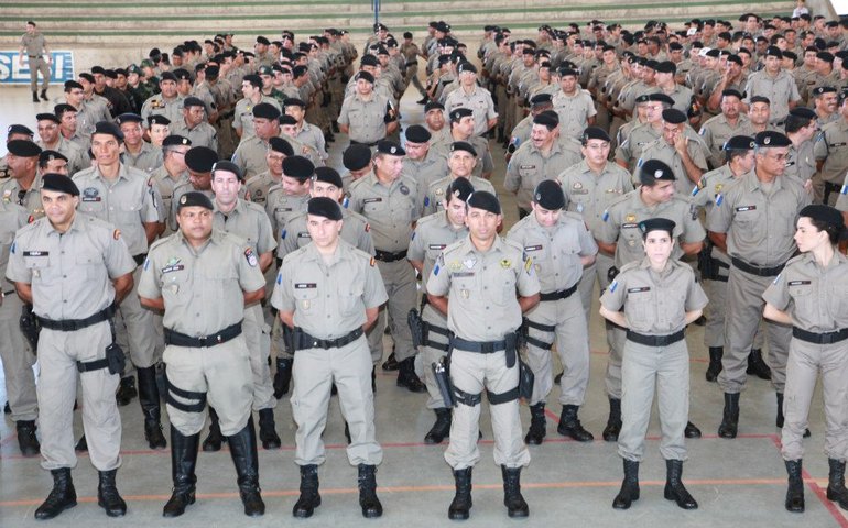 Governo abre editais de concursos da Polícia Militar e Corpo de Bombeiros