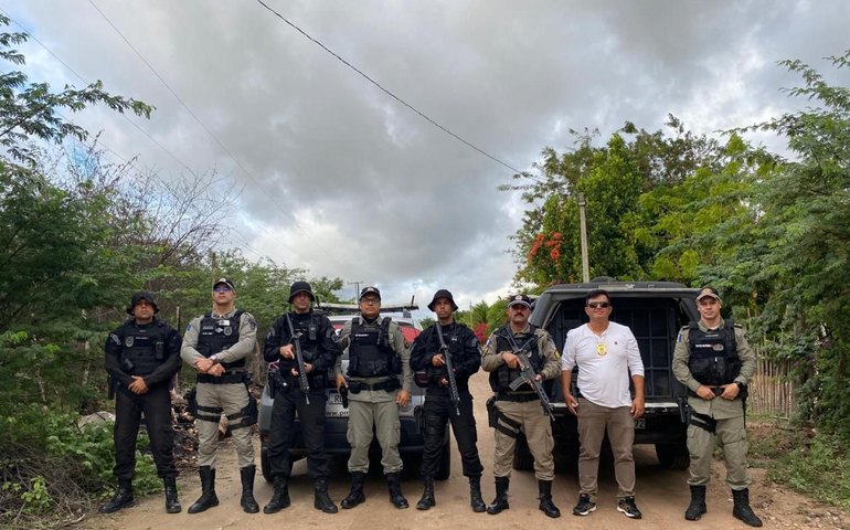 Operação integrada prende homem por estupro de vulnerável em Delmiro Gouveia