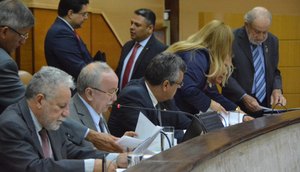 VOTAÇÃO REDUÇÃO RECESSO / Foto: Jadilson Simões