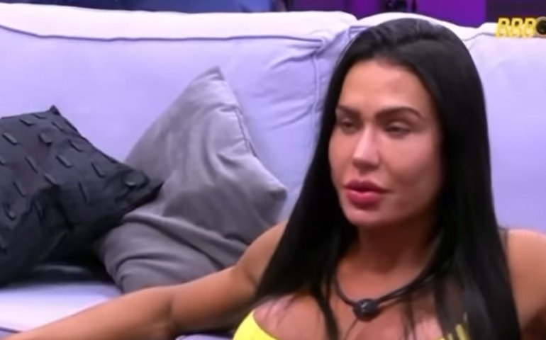 Gracyanne Barbosa se manifesta sobre assalto sofrido na Barra da Tijuca: 'Os bandidos estavam alucinados'