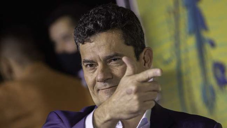 Vaias sem sentido por um Moro sem noção