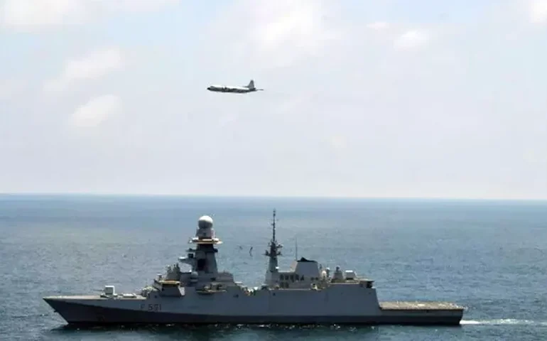 Ataque de rebeldes houthis a navio mata quatro tripulantes